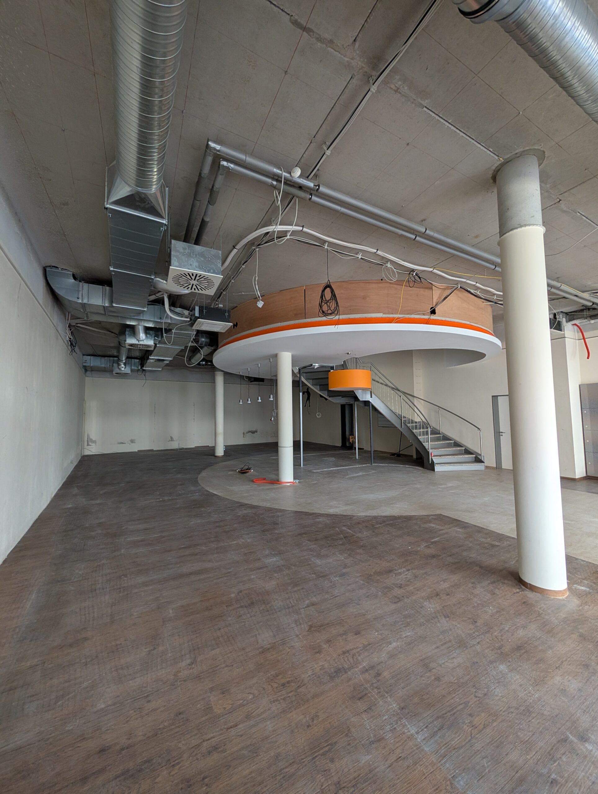 PXL_20250510_135954571 Firmenauflösung Stadt Varel